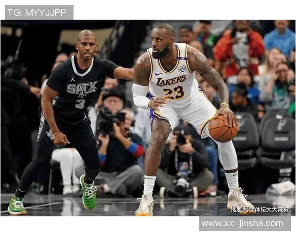 夸梅直言字母与詹姆斯不合适湖人若引入将面临巨大罚款压力